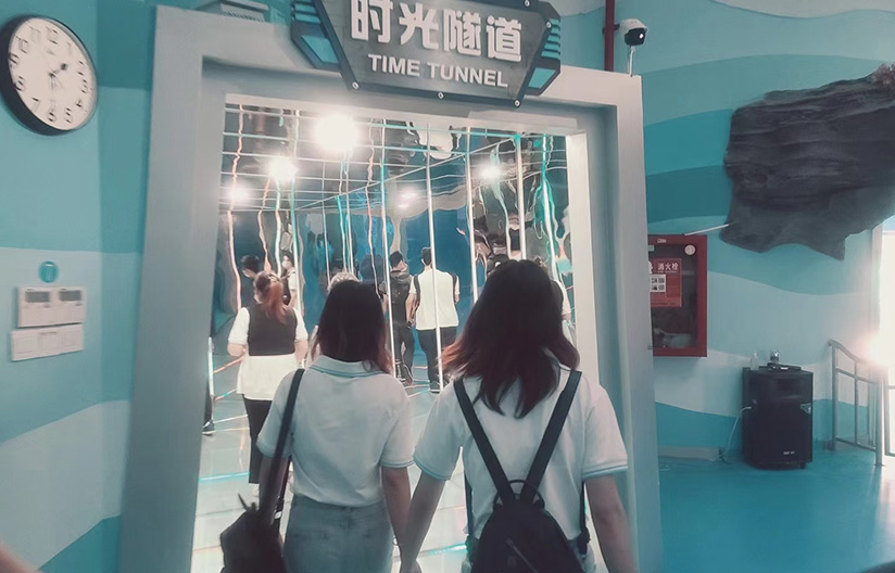 焦点注册同事合照